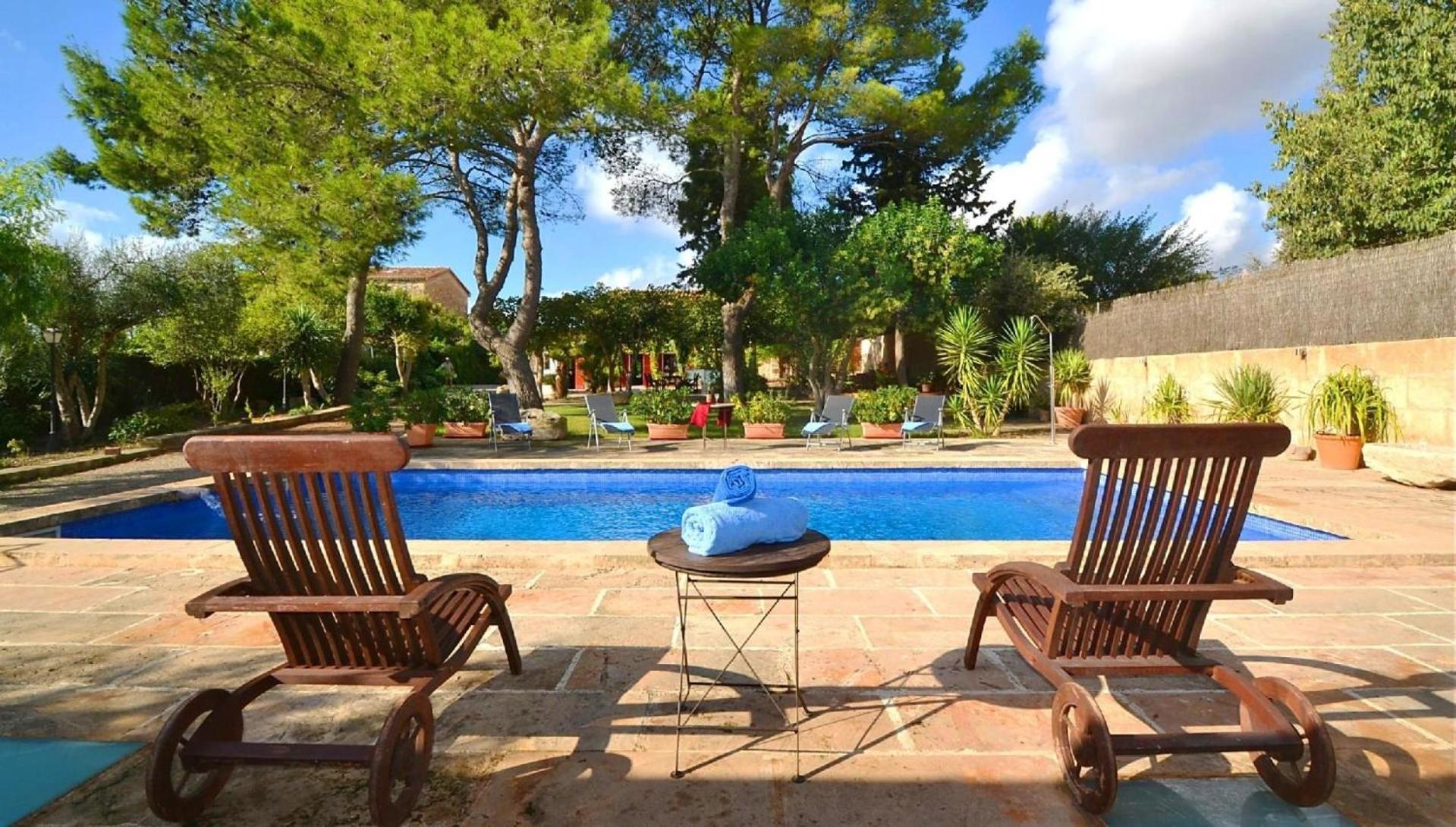 Mit Privatpool Fuer 12 Personen Ca 400 Qm In Consell, Mallorca Binnenland Von Mallorca Hébergement de vacances *