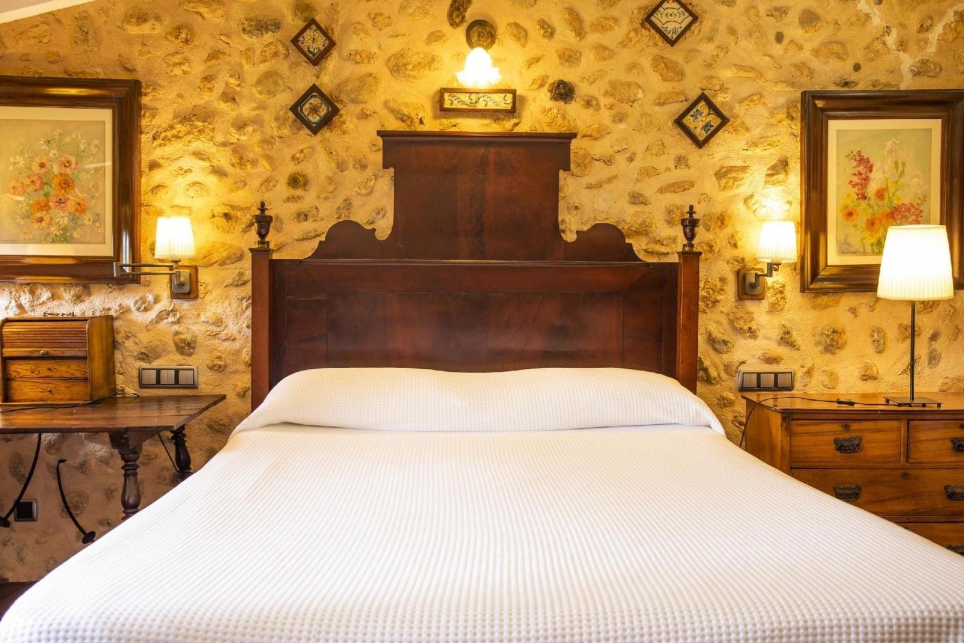 Mit Privatpool Fuer 12 Personen Ca 400 Qm In Consell, Mallorca Binnenland Von Mallorca Hébergement de vacances Consell